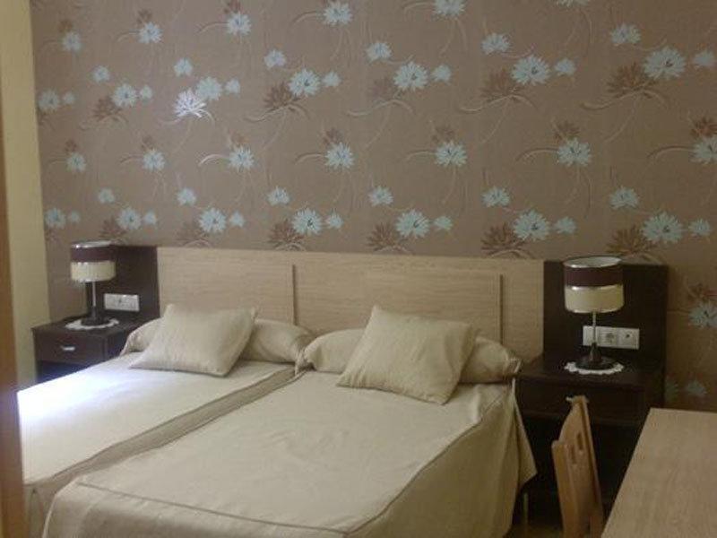 Hotel Los Chiles Villanueva Del Arzobispo Rum bild