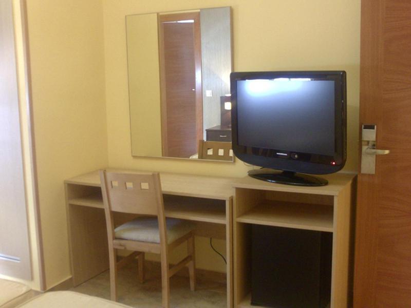 Hotel Los Chiles Villanueva Del Arzobispo Rum bild